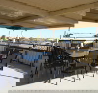 Deck to Sea - Accommodation Resorts