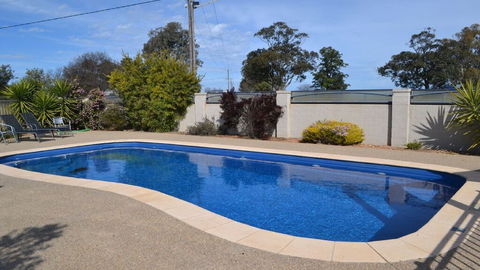 Kennedy Villas - Accommodation Resorts 1