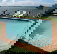 Moreton Bay Beach Lodge - Accommodation Resorts