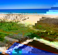 Pelican Sands Beach Resort - Accommodation Resorts
