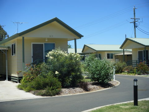 Peppertree Cabins Kingaroy - Accommodation Resorts 1