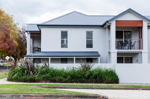 Stay Bathurst - Accommodation Resorts 0