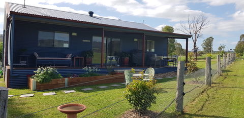 The Wattle Lodge - Accommodation Resorts 0