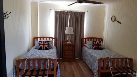 The Wattle Lodge - Accommodation Resorts 2