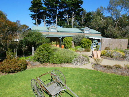 Hill Of Content - Accommodation Resorts 1