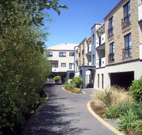 Oceanic on Thompson Apartments - Accommodation Resorts