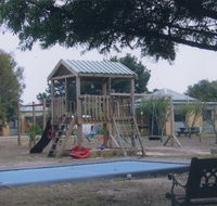 Alvina Holiday Cottages - Accommodation Resorts