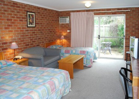 Inverloch Central Motor Inn - Accommodation Resorts 4