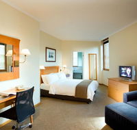 Holiday Inn Old Sydney - Accommodation Resorts