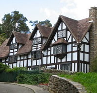 William Shakespeare's Bed  Breakfast - Accommodation Resorts