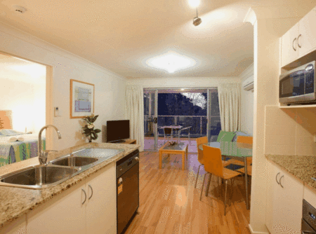 Shoal Bay Beachclub Apartments - Accommodation Resorts 5