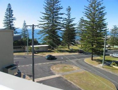 Seaspray Apartments - Accommodation Resorts 3