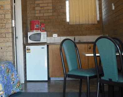 Dragon & Phoenix Motel - Accommodation Resorts 4