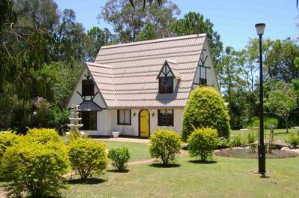 Birkdale QLD Accommodation Resorts
