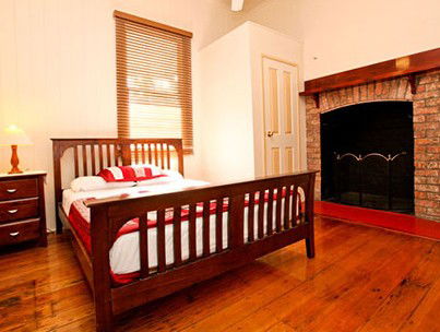 Bowen Terrace Accommodation  - Accommodation Resorts 2