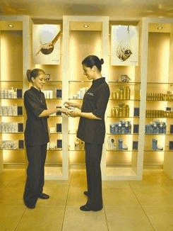 Ella Bache - Cleveland - Accommodation Resorts 1