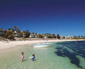 Geordie Bay - Accommodation Resorts 0