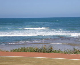 Flat Rocks - Accommodation Resorts 0