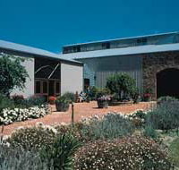 Shottesbrooke - Accommodation Resorts