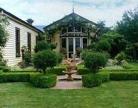 Accommodation Resorts