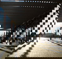 The Boat House By The Lake - Accommodation Resorts