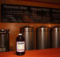 Brewbake at the Big Pineapple - Accommodation Resorts