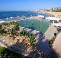 Kings Beach - Beachfront Salt Water Pool - Accommodation Resorts