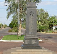 Winton War Memorial - Accommodation Resorts