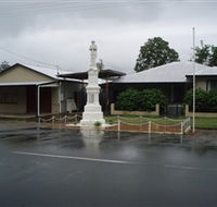 Finch Hatton War Memorial - Accommodation Resorts