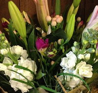 Alpine Blooms Florist Mansfield - Accommodation Resorts