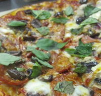 Mezzadellas Woodfired Pizza and Tapas - Accommodation Resorts