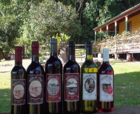 Douglas Vale Historic Homestead & Vineyard - Accommodation Resorts 2