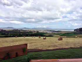 The Hazards Vineyard - Devil's Corner - Accommodation Resorts 0