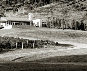 Logan Wines - Accommodation Resorts 2