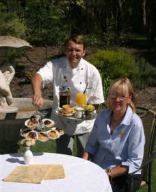 Black Hill NSW Accommodation Resorts