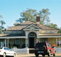 Charleville Pioneers Audio History Board - Accommodation Resorts