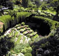 Umpherston Sinkhole - Accommodation Resorts