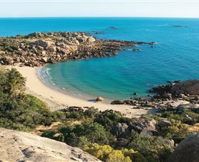 Queens Beach - Accommodation Resorts 0