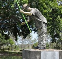 Cane Cutter Memorial - Accommodation Resorts