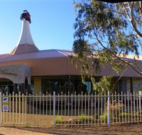 McFeeters Motor Museum and Visitor Information Centre - Accommodation Resorts