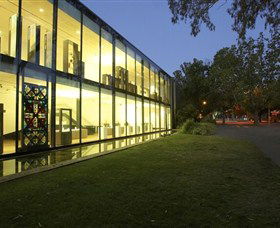 National Art Glass Collection - Accommodation Resorts 1