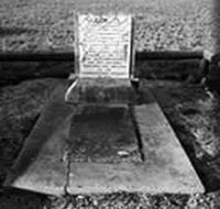 Grave of Yuranigh - Accommodation Resorts