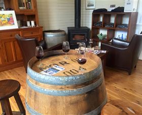 Mortimers Of Orange - Accommodation Resorts 0