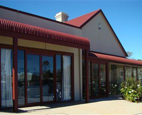 Ben Roberts Cafe And Gallery - Accommodation Resorts 2