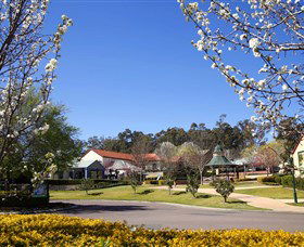 Hunter Valley Gardens Shopping Village - Accommodation Resorts 0