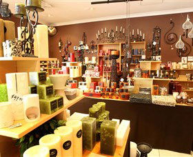 Hunter Valley Gardens Shopping Village - Accommodation Resorts 1