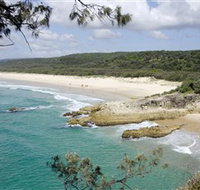 Main Beach North Stradbroke Island - Accommodation Resorts
