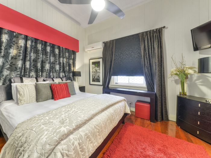 Spring Hill QLD Accommodation Resorts