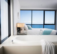 Mantra Circle On Cavill - Accommodation Resorts