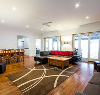 The Retreat Port Stephens - Accommodation Resorts